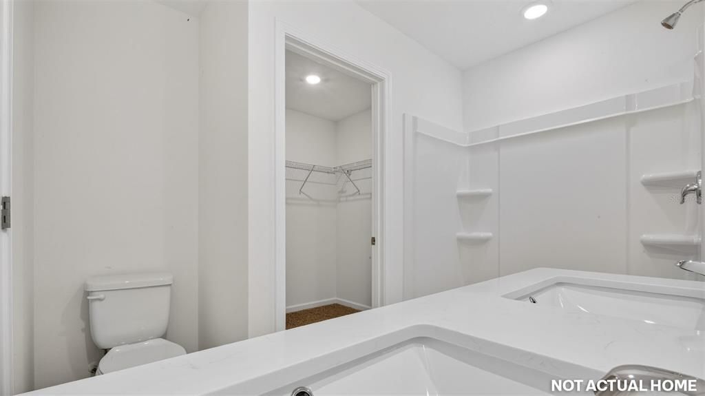 En Venta: $287,350 (3 camas, 2 baños, 1245 Pies cuadrados)