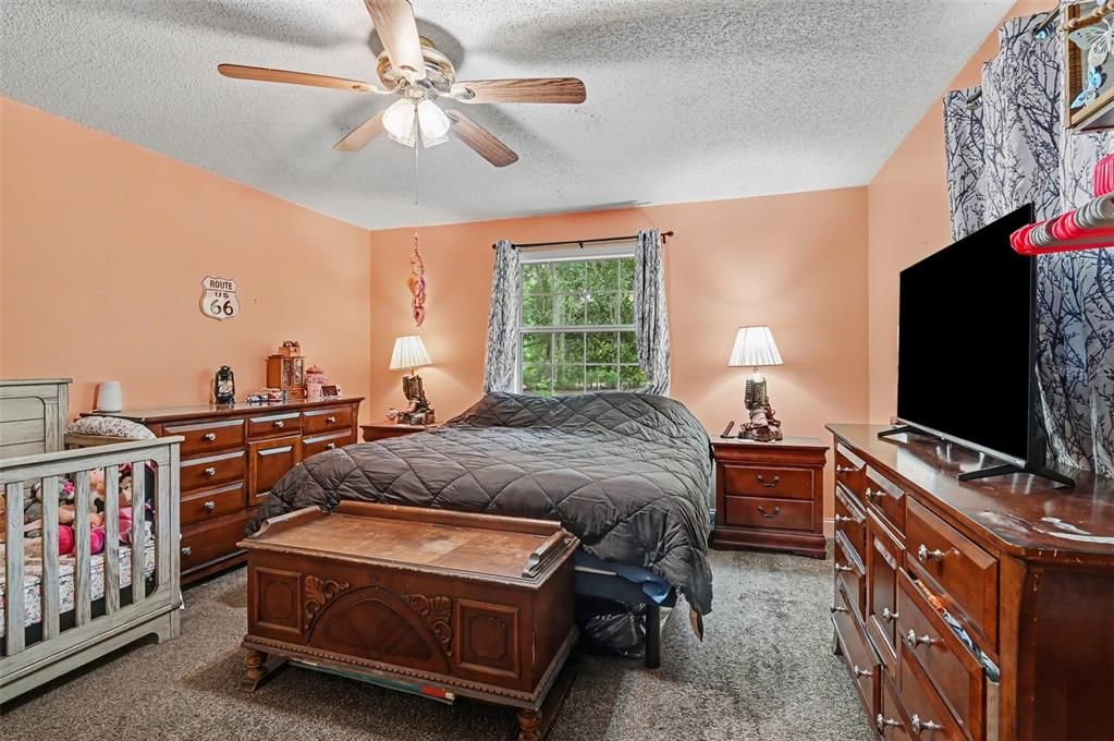 For Sale: $479,000 (3 beds, 2 baths, 1404 Square Feet)