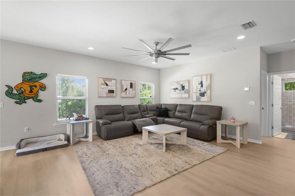 For Sale: $639,900 (4 beds, 3 baths, 2263 Square Feet)