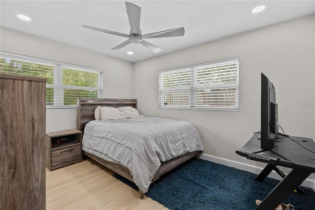For Sale: $439,900 (4 beds, 2 baths, 1960 Square Feet)