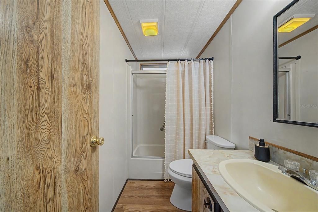 For Sale: $209,900 (3 beds, 2 baths, 1440 Square Feet)