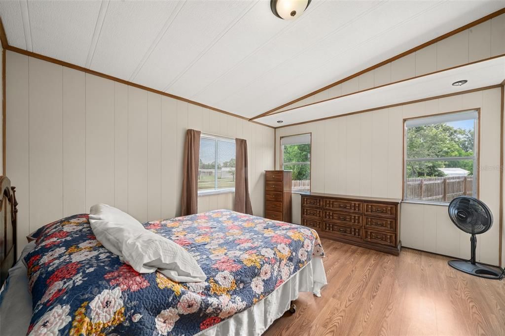 For Sale: $209,900 (3 beds, 2 baths, 1440 Square Feet)