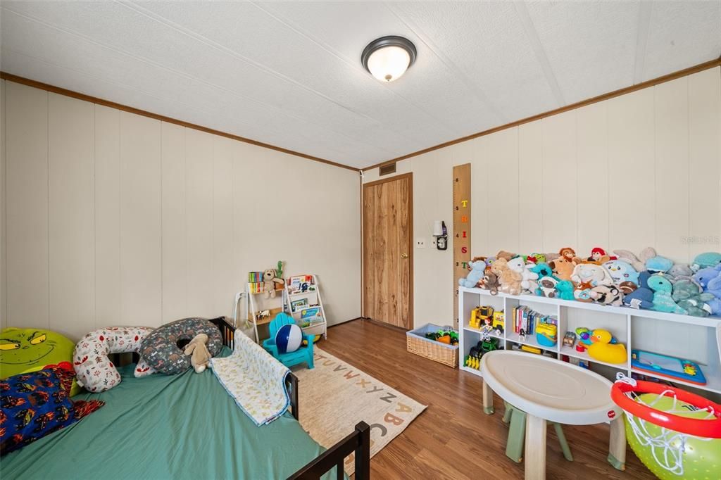 For Sale: $209,900 (3 beds, 2 baths, 1440 Square Feet)