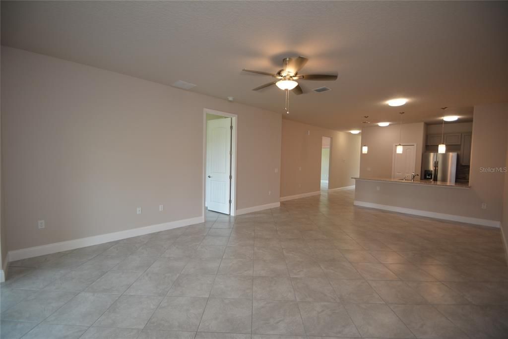 For Rent: $2,000 (4 beds, 2 baths, 1545 Square Feet)