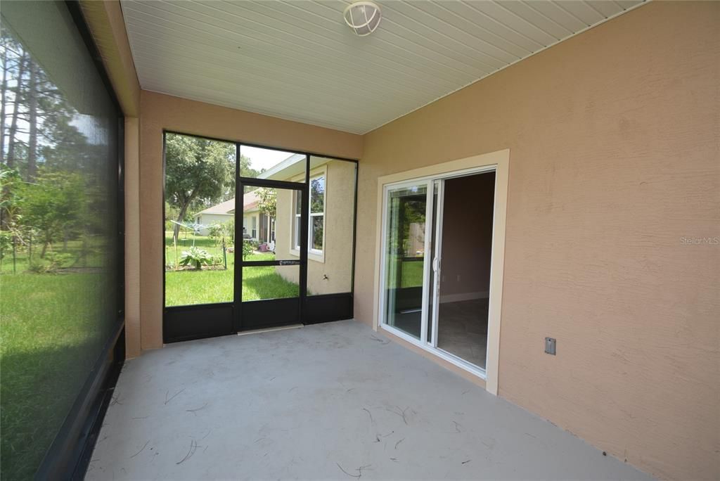 For Rent: $2,000 (4 beds, 2 baths, 1545 Square Feet)