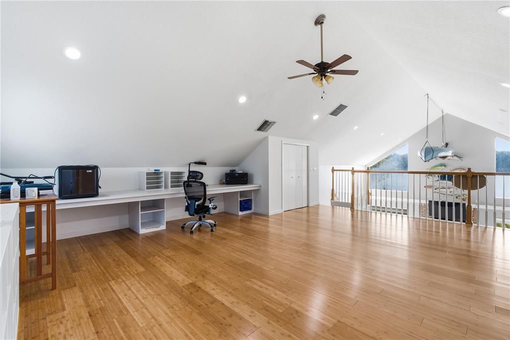 En Venta: $845,000 (5 camas, 3 baños, 3566 Pies cuadrados)