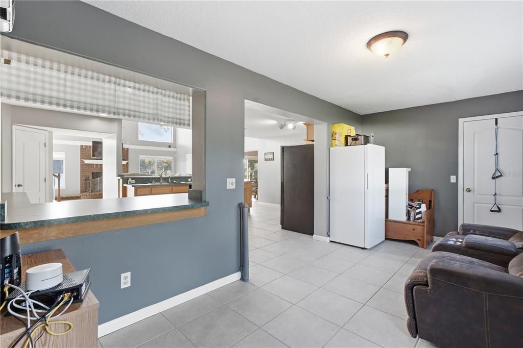 En Venta: $845,000 (5 camas, 3 baños, 3566 Pies cuadrados)