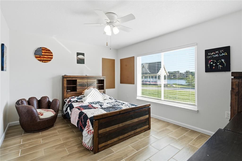 En Venta: $845,000 (5 camas, 3 baños, 3566 Pies cuadrados)