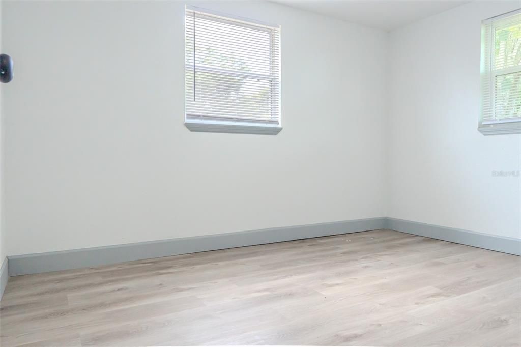 В аренду: $1,650 (3 спален, 2 ванн, 986 Квадратных фут)
