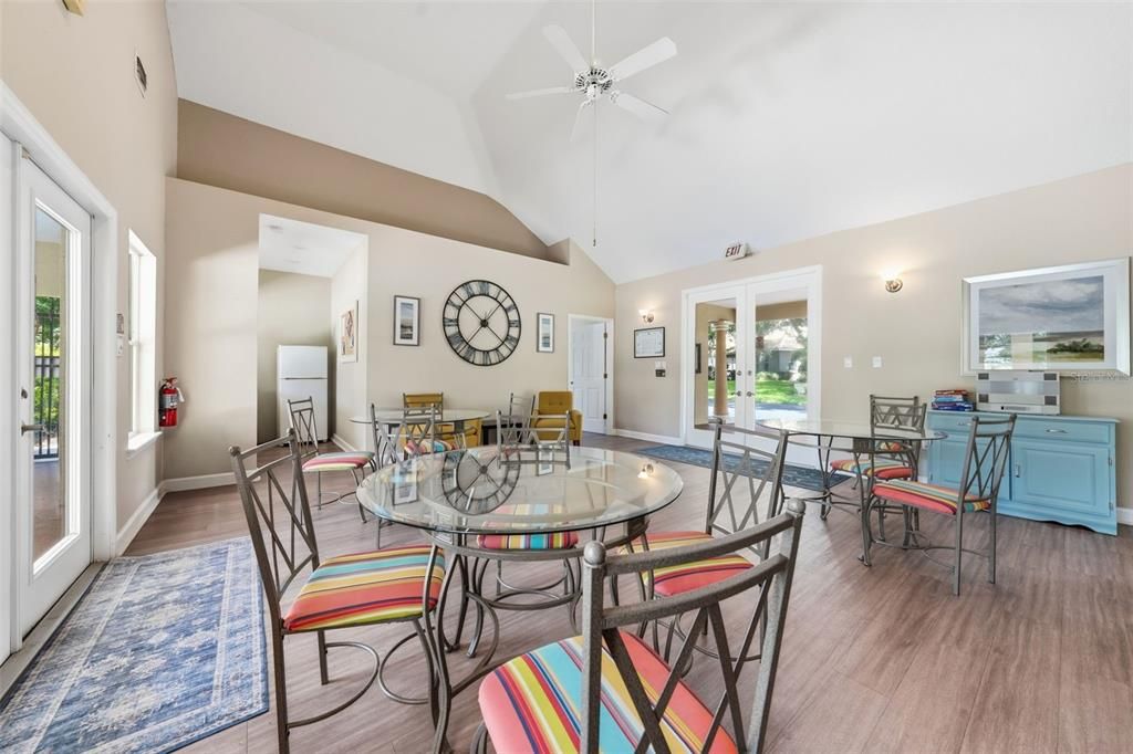 En Venta: $349,000 (3 camas, 2 baños, 1587 Pies cuadrados)