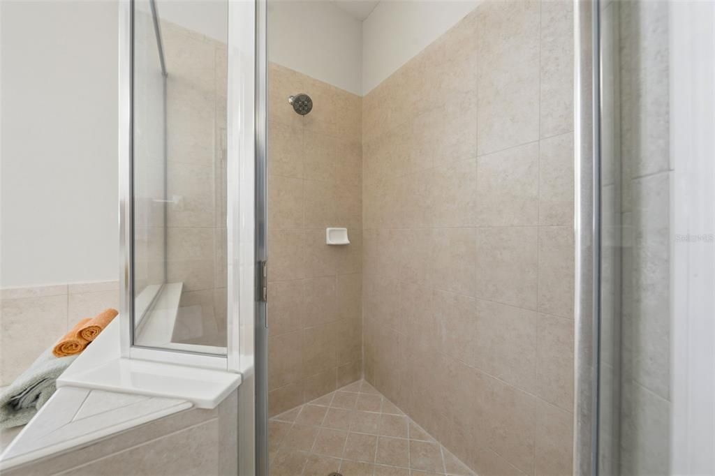 En Venta: $349,000 (3 camas, 2 baños, 1587 Pies cuadrados)
