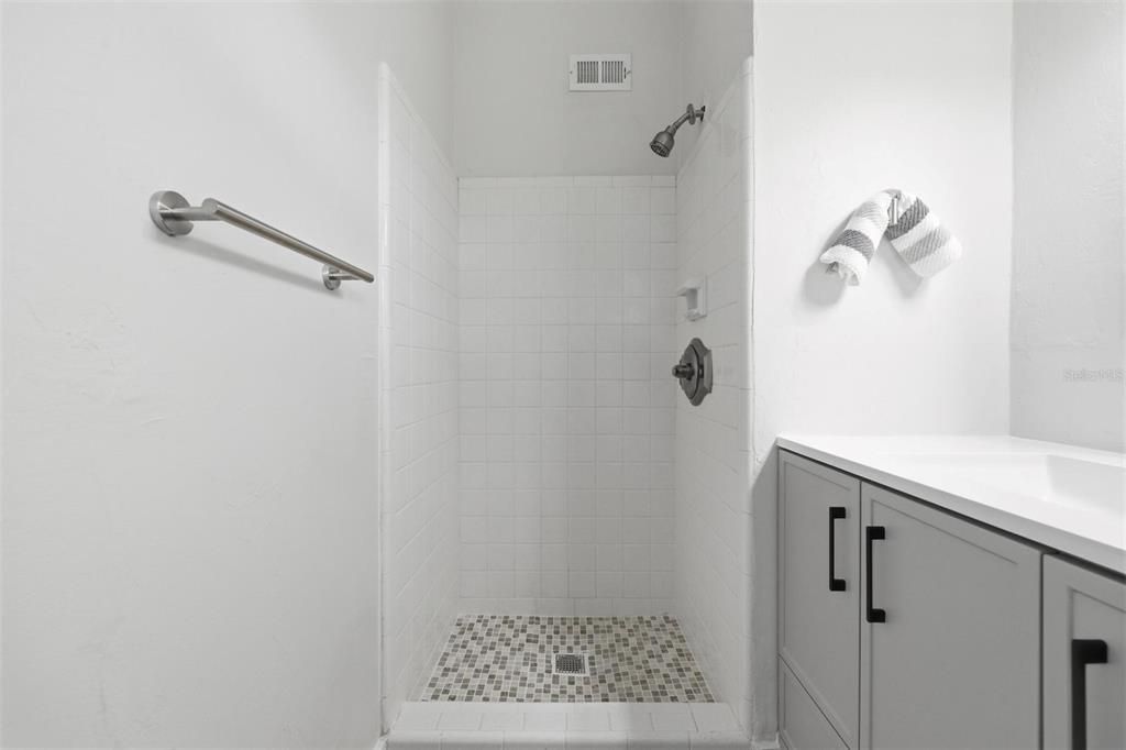 For Sale: $239,000 (4 beds, 2 baths, 1538 Square Feet)