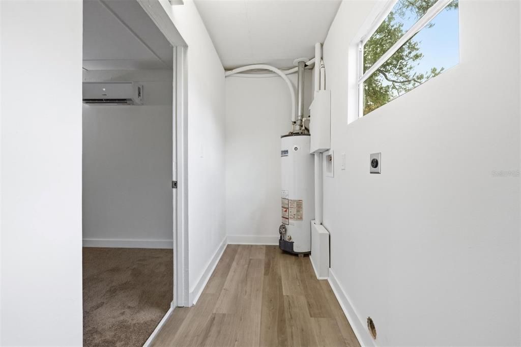 For Sale: $239,000 (4 beds, 2 baths, 1538 Square Feet)