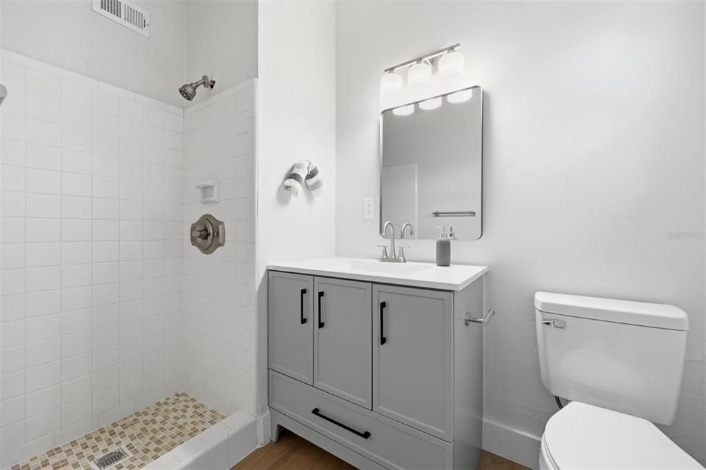 For Sale: $239,000 (4 beds, 2 baths, 1538 Square Feet)