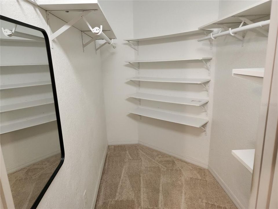 For Sale: $250,000 (2 beds, 2 baths, 1337 Square Feet)