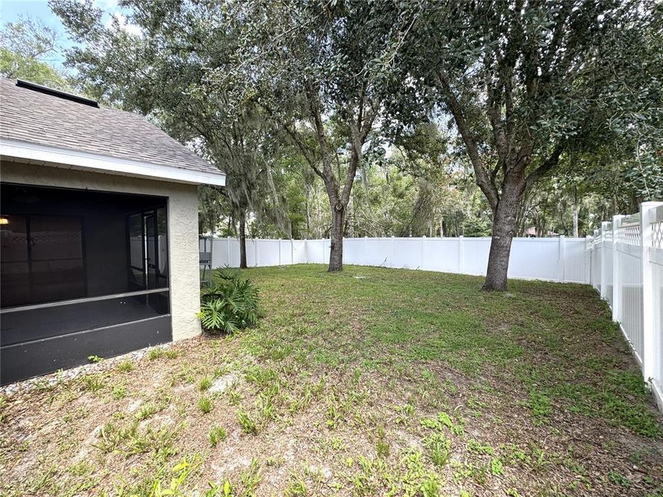 For Sale: $325,000 (3 beds, 2 baths, 1454 Square Feet)