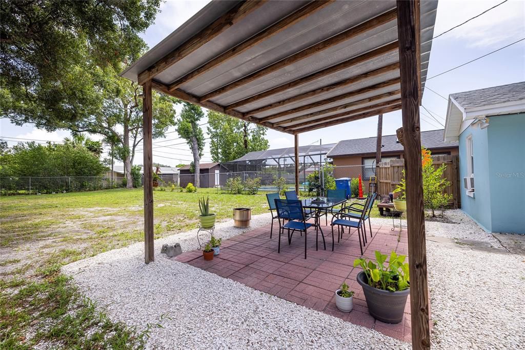 En Venta: $345,000 (3 camas, 2 baños, 1224 Pies cuadrados)