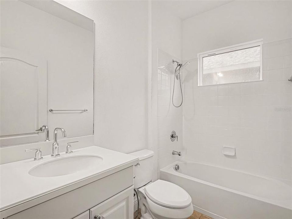 На продажу: $469,000 (3 спален, 2 ванн, 2136 Квадратных фут)