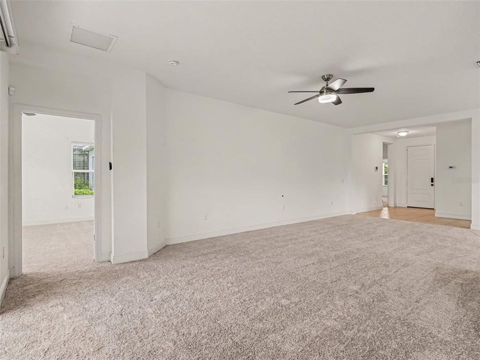 На продажу: $469,000 (3 спален, 2 ванн, 2136 Квадратных фут)