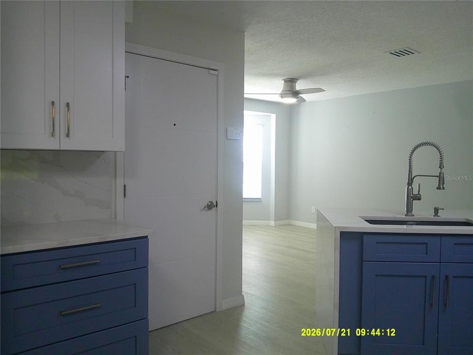 В аренду: $2,350 (3 спален, 2 ванн, 1500 Квадратных фут)