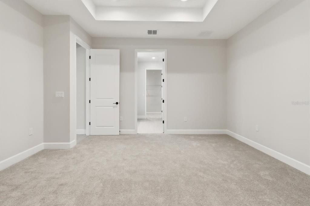 Active With Contract: $454,900 (3 beds, 3 baths, 2390 Square Feet)