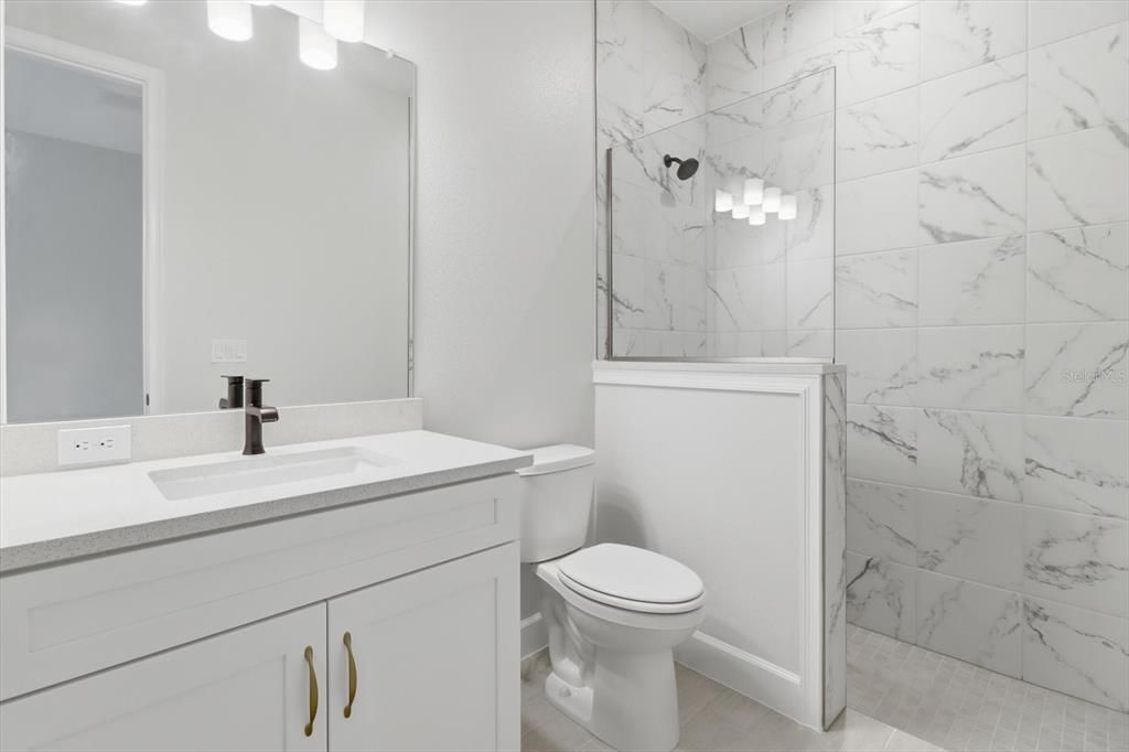 Active With Contract: $454,900 (3 beds, 3 baths, 2390 Square Feet)