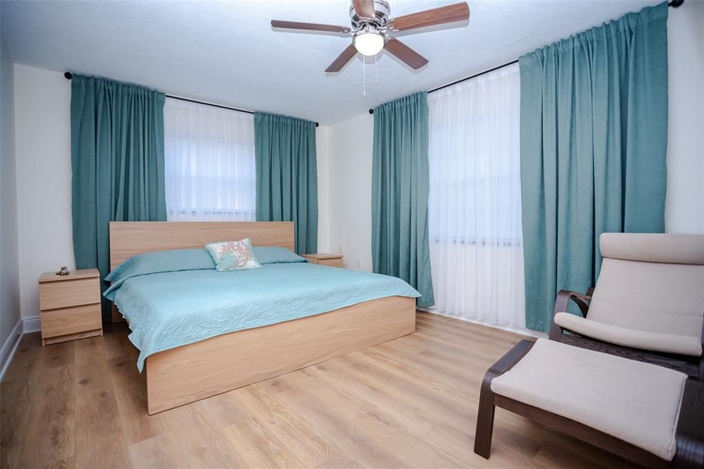 В аренду: $2,900 (3 спален, 2 ванн, 1307 Квадратных фут)