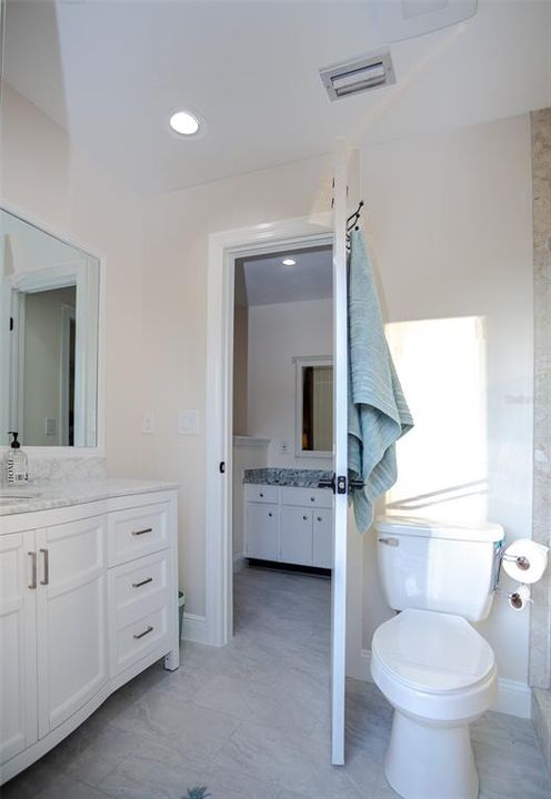 В аренду: $2,900 (3 спален, 2 ванн, 1307 Квадратных фут)