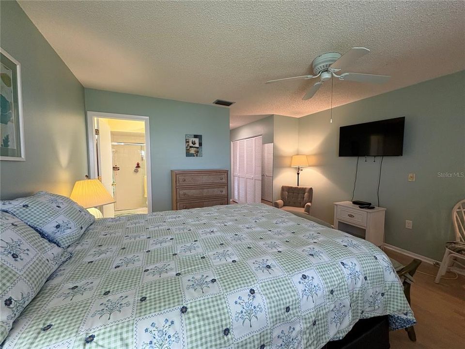 En Venta: $359,000 (2 camas, 2 baños, 1512 Pies cuadrados)