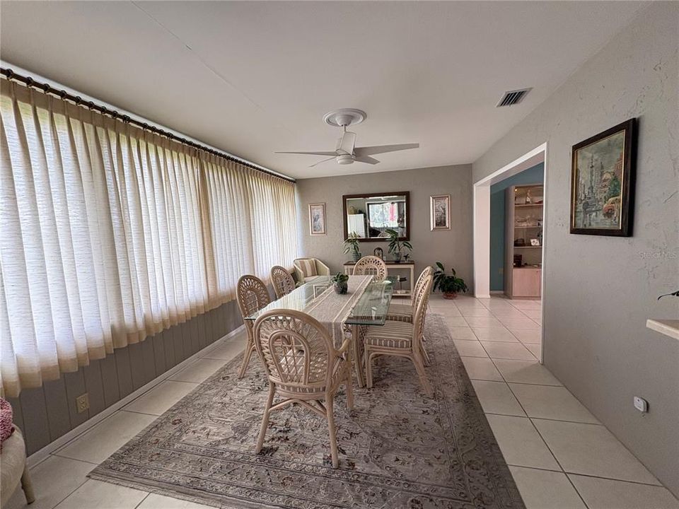 En Venta: $359,000 (2 camas, 2 baños, 1512 Pies cuadrados)