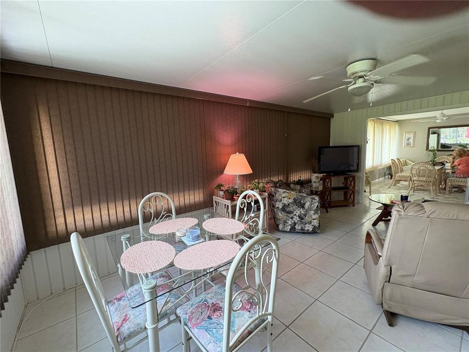 En Venta: $359,000 (2 camas, 2 baños, 1512 Pies cuadrados)