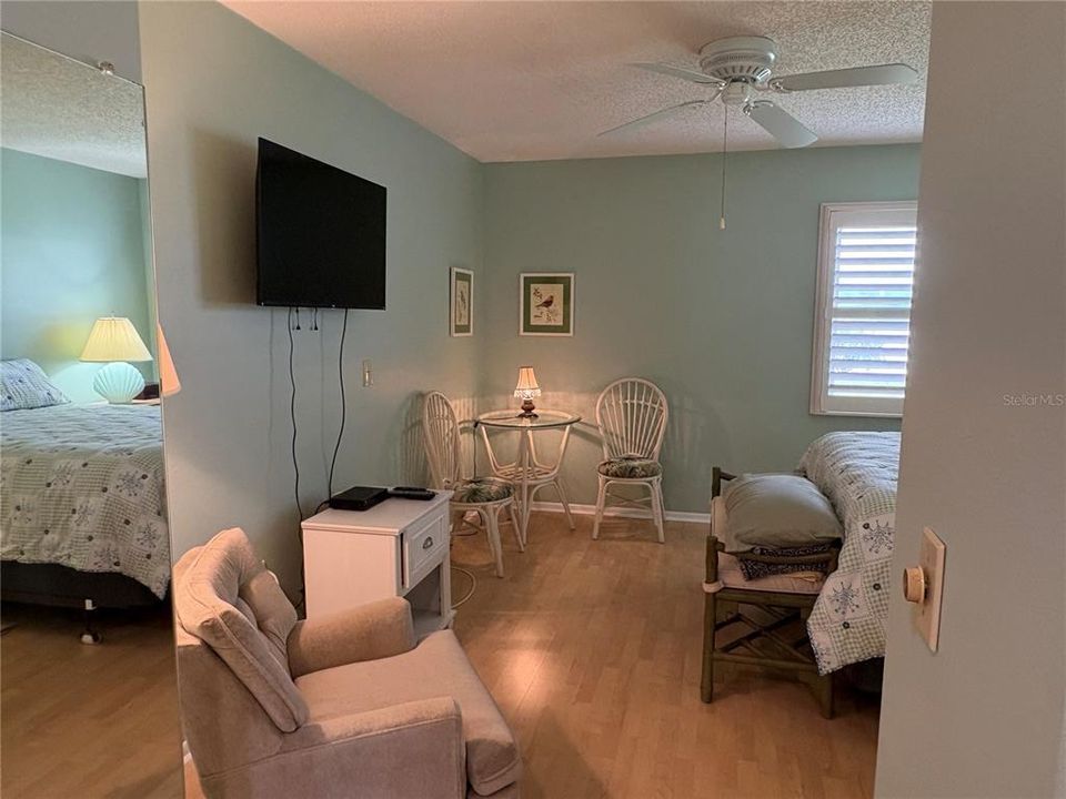 En Venta: $359,000 (2 camas, 2 baños, 1512 Pies cuadrados)