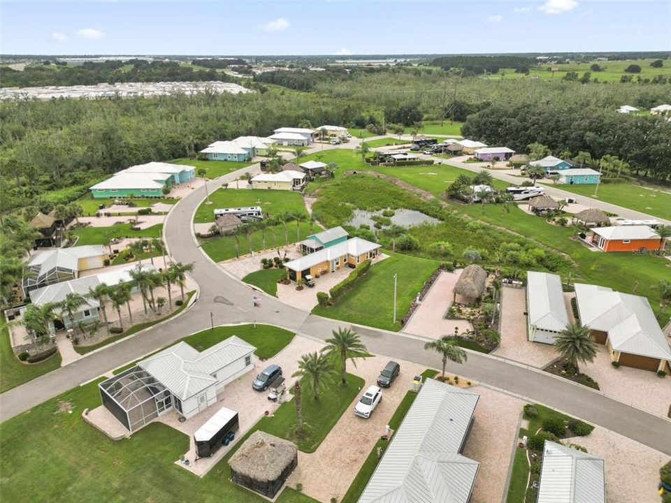 En Venta: $430,000 (1 camas, 2 baños, 819 Pies cuadrados)