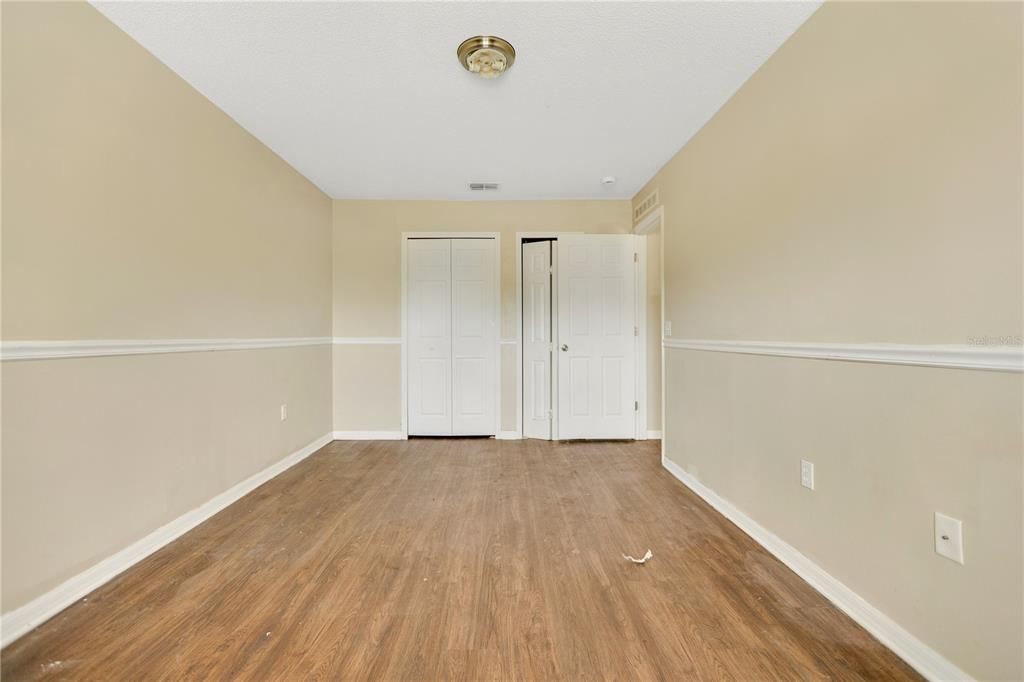 For Sale: $234,900 (4 beds, 3 baths, 1936 Square Feet)