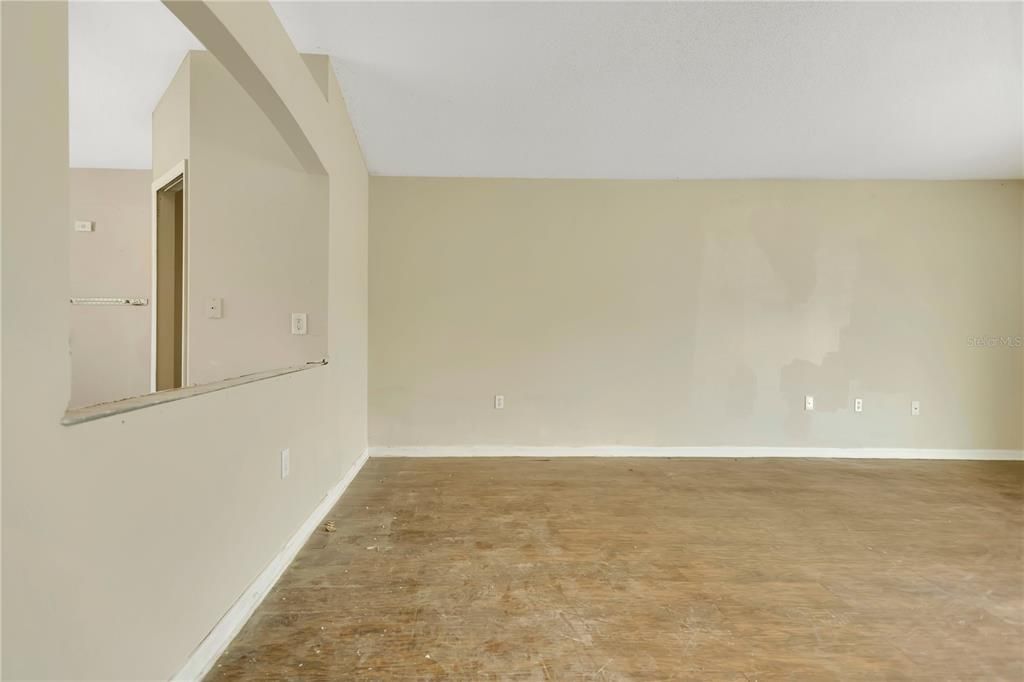 For Sale: $234,900 (4 beds, 3 baths, 1936 Square Feet)