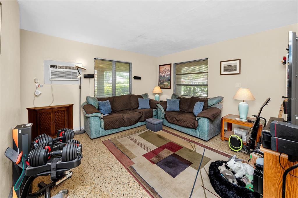 En Venta: $625,000 (3 camas, 2 baños, 1595 Pies cuadrados)
