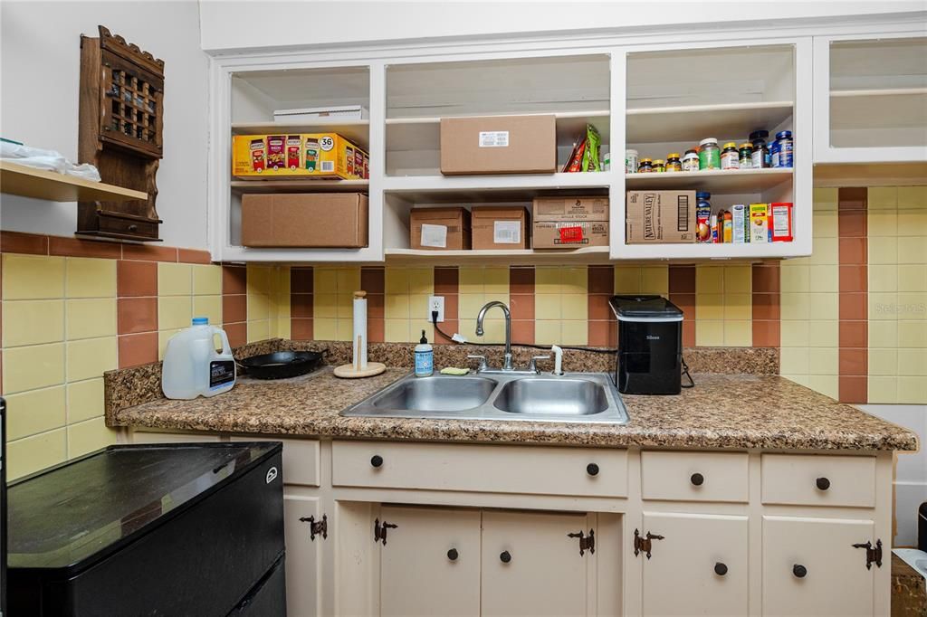 En Venta: $625,000 (3 camas, 2 baños, 1595 Pies cuadrados)
