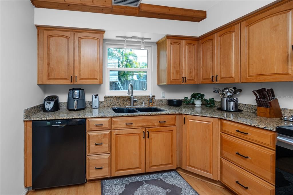 En Venta: $625,000 (3 camas, 2 baños, 1595 Pies cuadrados)