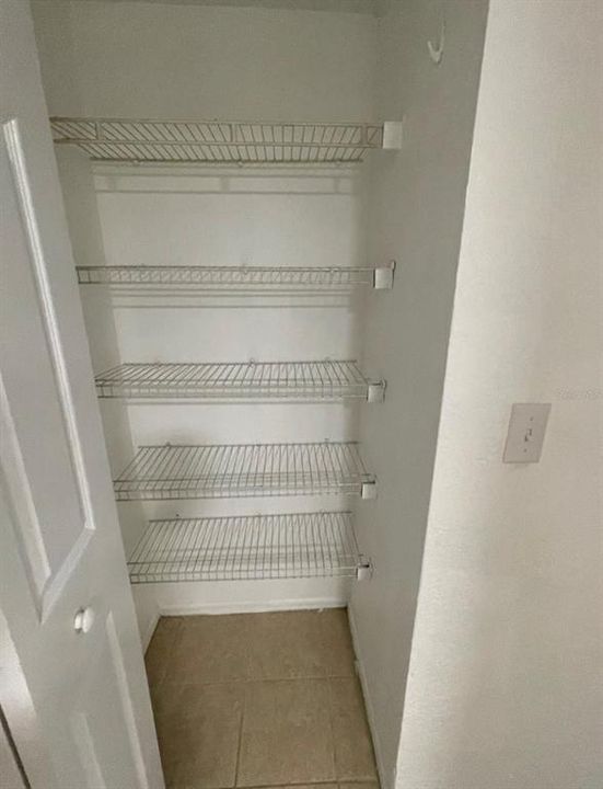В аренду: $1,800 (2 спален, 2 ванн, 990 Квадратных фут)