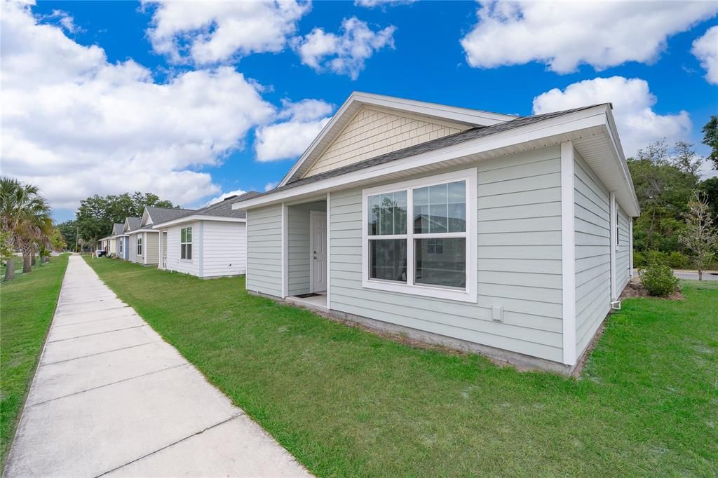 En Venta: $240,000 (2 camas, 1 baños, 726 Pies cuadrados)