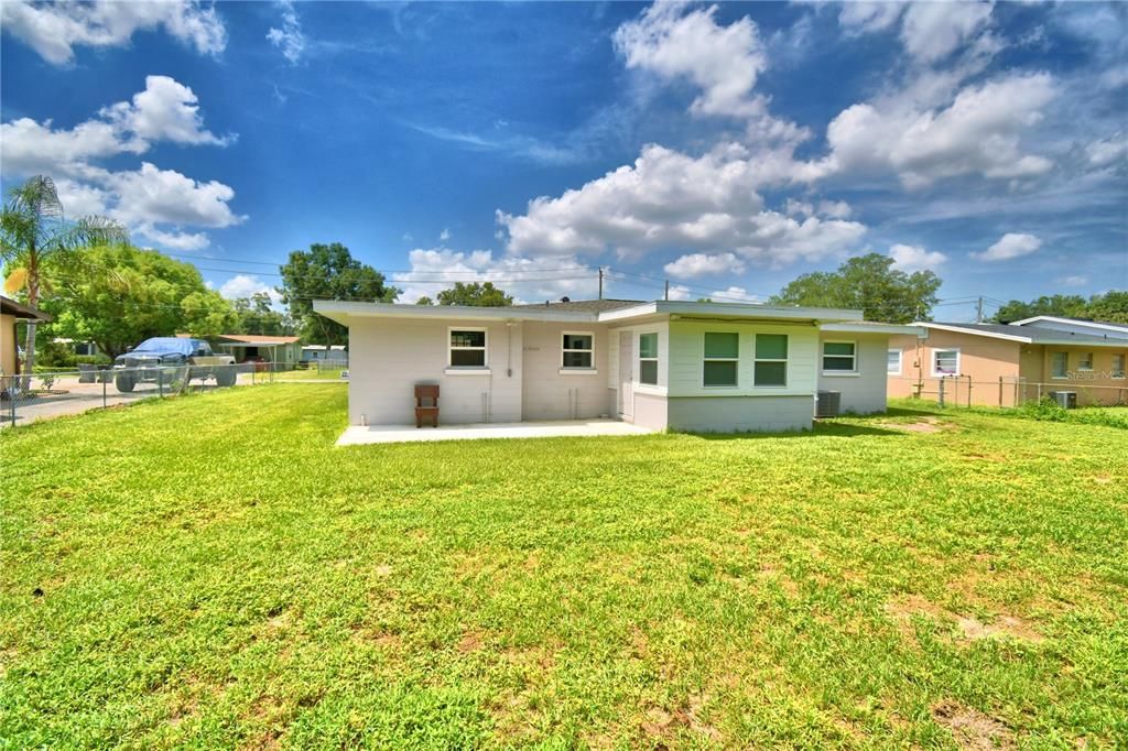 For Sale: $255,000 (3 beds, 1 baths, 1040 Square Feet)