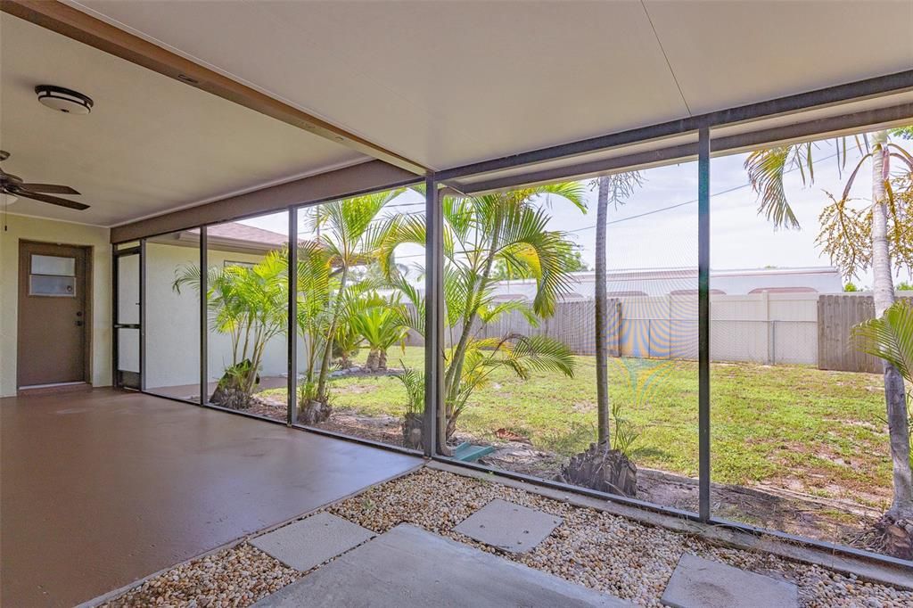 For Sale: $439,900 (3 beds, 2 baths, 1710 Square Feet)