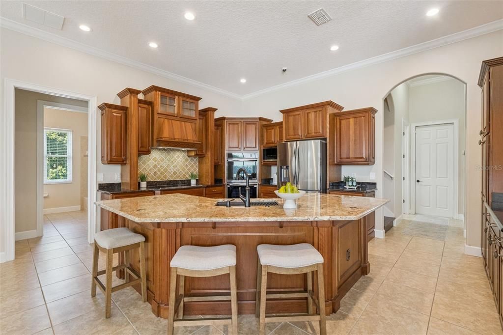 На продажу: $1,289,000 (4 спален, 3 ванн, 3793 Квадратных фут)