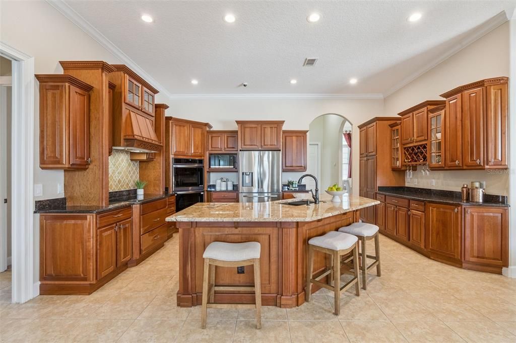 На продажу: $1,289,000 (4 спален, 3 ванн, 3793 Квадратных фут)