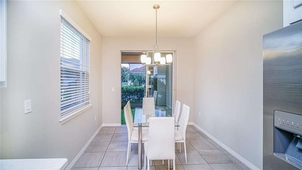 For Rent: $2,450 (3 beds, 2 baths, 1690 Square Feet)