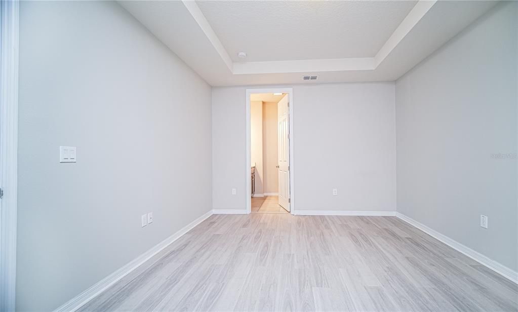 For Rent: $2,450 (3 beds, 2 baths, 1690 Square Feet)