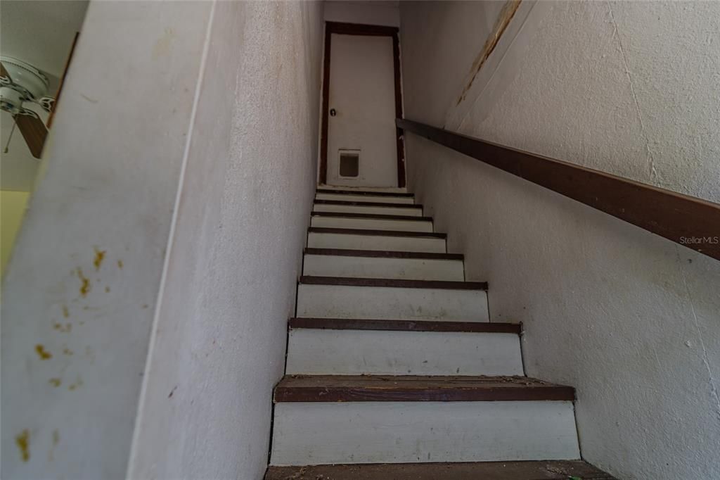 For Sale: $195,000 (4 beds, 2 baths, 2304 Square Feet)