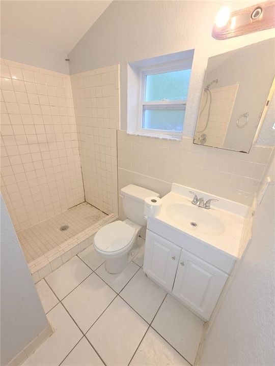 En Venta: $339,900 (4 camas, 2 baños, 1548 Pies cuadrados)
