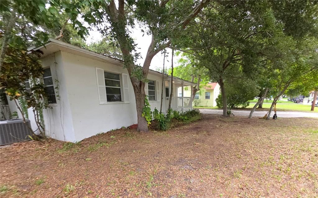 En Venta: $339,900 (4 camas, 2 baños, 1548 Pies cuadrados)