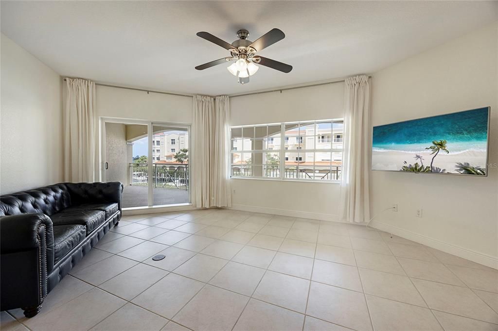 For Rent: $6,000 (3 beds, 2 baths, 1799 Square Feet)